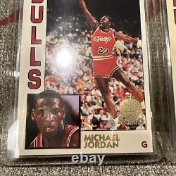 1992-93 Topps Archives RARE GOLD Michael Jordan 52G / Base #52 Chicago? 1208