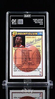 1992 Topps Michael Jordan 50 Point Club Gold TAG 10 (971) #205