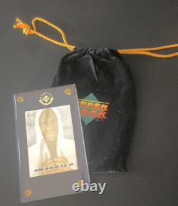 1994 Michael Jordan UD Authenticated Limited Edition GOLD Rare Air Card