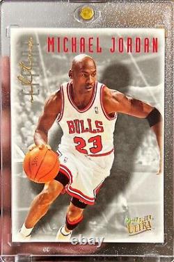 1996-97 Ultra Michael Jordan Ultra Effort GOLD Medallion #143 Super Rare SP