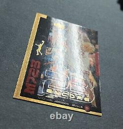 1998-99 Upper Deck Encore MJ23 Gold F/X Card #M17 Michael Jordan /23