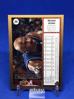 2002-03 Upper Deck Michael Jordan UD Authentics Gold /250 Parallel SP Bulls