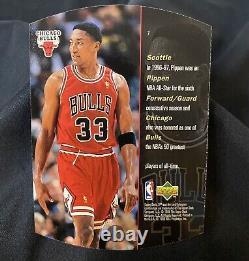 Scottie Pippen #7 Gold 1997-98 Upper Deck SPx Basketball Die-Cut HOF Bulls